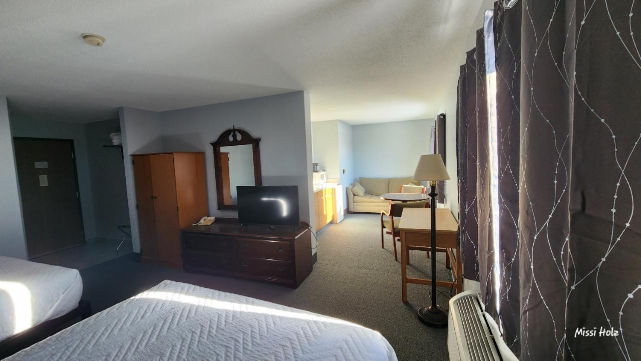 The Oasis Hotel & Bar Sheboygan Falls Kültér fotó